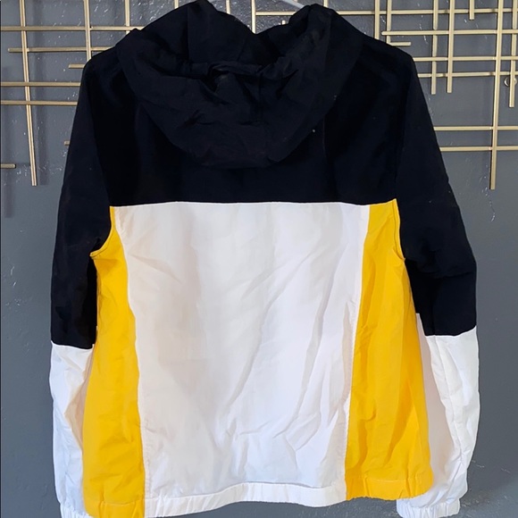 Lightweight Jacket. - Picture 4 of 4